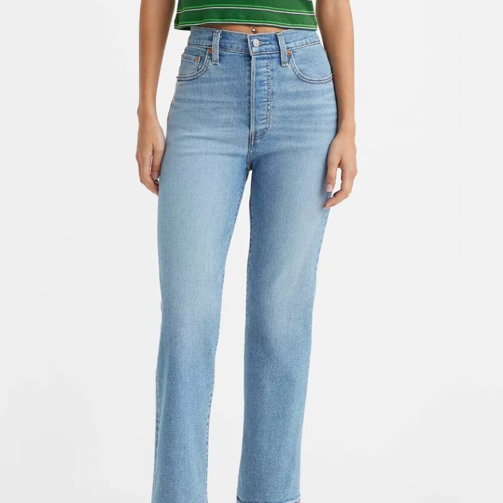 Levi's® Women's Ultra-High Rise Ribcage Straight Jeans 30x27